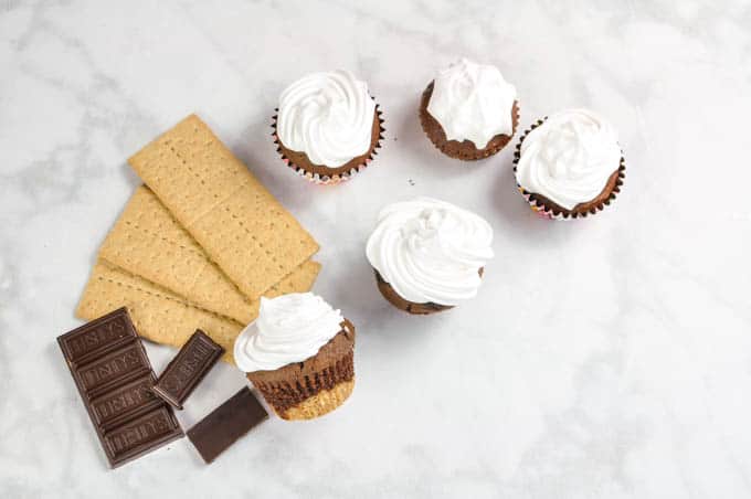 Easy S'mores Cupcakes 